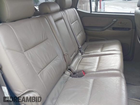 2003 Toyota Sequoia SR5 with VIN 5TDBT44A83S181215, listed as a IAAI auction lot 41855640 with 234,110 mi miles and . Bid and sale history available at DreamBid. Image 8.