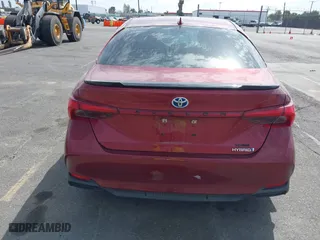 2019 Toyota Avalon Hybrid Limited with VIN 4T1B21FB4KU009762, listed as a IAAI auction lot 41707299 with 156,143 mi miles. Bid and sale history available at carsss.com. Image 17.