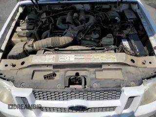 2001 Ford Explorer Sport Trac with VIN 1FMZU67E01UA22201, listed as a Copart auction lot 62529415 with 207,896 mi miles and Clean title. Bid and sale history available at DreamBid. Image 11.