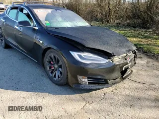 2019 Tesla Model S 100D с VIN 5YJSA1E45KF330891, выставлен на аукционе Copart как лот 48133005 с пробегом 53 018 миль миль и Списание • Salvage title. История ставок и продаж доступна на DreamBid. Изображение 11.