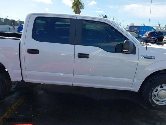 2020 Ford F-150 XL with VIN 1FTEW1E41LKE12636, listed as a IAAI auction lot 41725868 with 137,584 mi miles. Bid and sale history available at carsss.com. Image 13.
