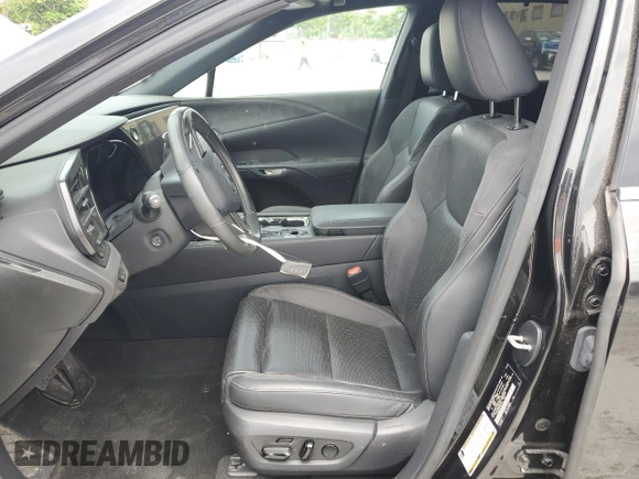 2023 Lexus RX 350 z VIN 2T2BAMBA3PC004378, wystawiony jako Copart lot #63559135 z przebiegiem 18 609 mil mil oraz Czysty tytuł • Clean title. Historia ofert i sprzedaży dostępna na DreamBid. Obrazek 7.