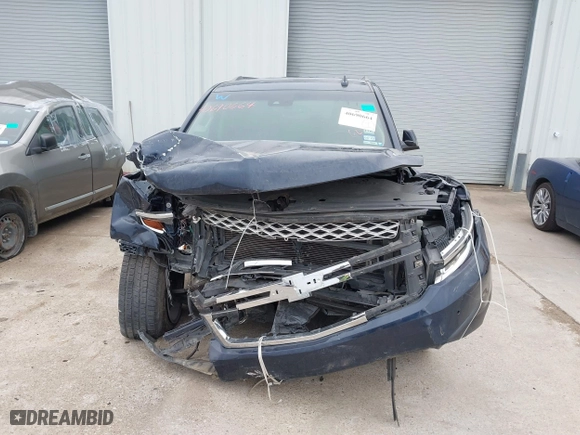 2017 Chevrolet Tahoe LT with VIN 1GNSCBKC9HR161240, listed as a IAAI auction lot 40690664 with 94,282 mi miles. Bid and sale history available at carsss.com. Image 6.