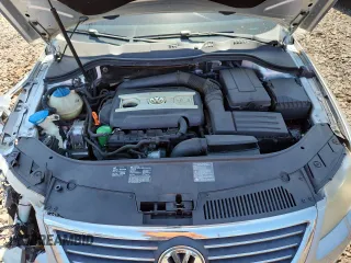 2008 Volkswagen Passat 2.0T with VIN WVWEK73C18P059608, listed as a Copart auction lot 61749825 with 147,963 mi miles and Salvage title. Bid and sale history available at DreamBid. Image 11.