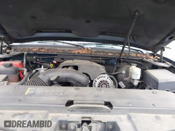 2007 Chevrolet Avalanche LTZ z VIN 3GNFK12377G115256, wystawiony jako IAAI lot #42204282 z przebiegiem 134 266 mil mil oraz . Historia ofert i sprzedaży dostępna na DreamBid. Obrazek 10.