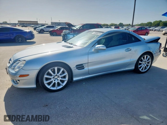 2008 Mercedes-Benz SL 550 z VIN WDBSK71F98F136987, wystawiony jako Copart lot #65586375 z przebiegiem 96 063 mil mil oraz Szkoda całkowita • Salvage title. Historia ofert i sprzedaży dostępna na DreamBid. Obrazek 1.