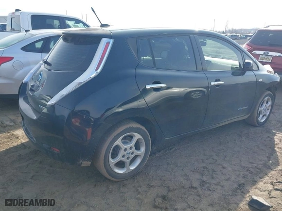 2012 Nissan LEAF SL with VIN JN1AZ0CP6CT023050, listed as a IAAI auction lot 41652812 with 55,011 mi miles. Bid and sale history available at carsss.com. Image 4.