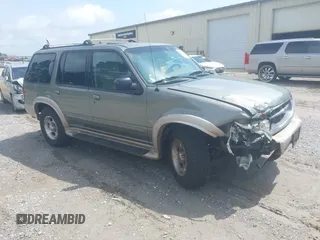 2001 Ford Explorer Eddie Bauer с VIN 1FMDU84PX1ZA24486, выставлен на аукционе IAAI как лот 42533270 с пробегом 152 550 миль миль и . История ставок и продаж доступна на DreamBid. Изображение 1.