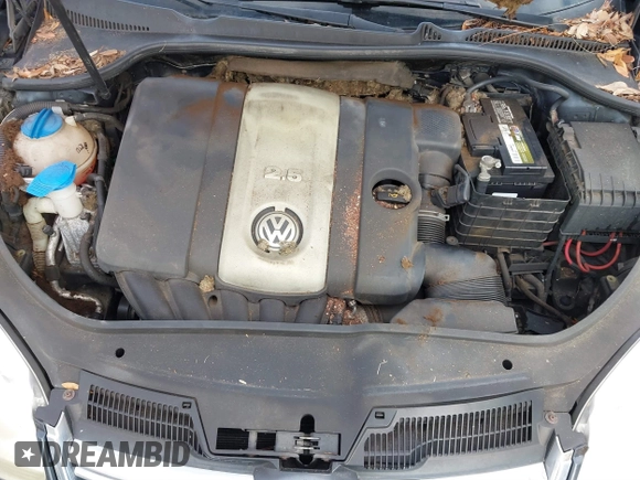 2005 Volkswagen Jetta 2.5 with VIN 3VWPG71K15M633921, listed as a IAAI auction lot 41186775 with 137,915 mi miles and . Bid and sale history available at DreamBid. Image 10.