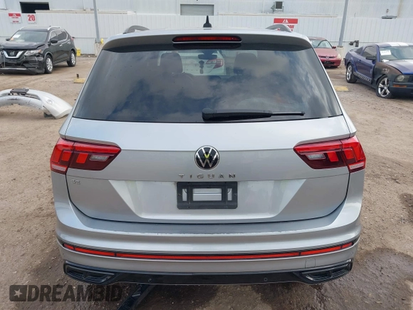 2022 Volkswagen Tiguan SE R-Line Black с VIN 3VVCB7AX6NM075609, выставлен на аукционе IAAI как лот 42156893 с пробегом 189 280 миль миль и . История ставок и продаж доступна на DreamBid. Изображение 16.