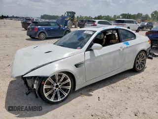 2010 BMW M3 с VIN WBSWD9C55AP362451, выставлен на аукционе Copart как лот 64230115 с пробегом Не указан миль и Списание • Salvage title. История ставок и продаж доступна на DreamBid. Изображение 1.