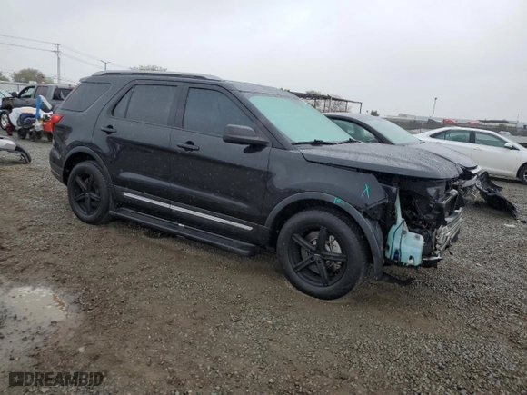 2019 Ford Explorer XLT with VIN 1FM5K7DHXKGB40068, listed as a Copart auction lot 50788215 with 100,566 mi miles and Salvage Title. Bid and sale history available at carsss.com. Image 4.