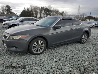 2009 Honda Accord EX z VIN 1HGCS127X9A007005, wystawiony jako Copart lot #49461785 z przebiegiem 212 569 mil mil oraz Czysty tytuł • Clean title. Historia ofert i sprzedaży dostępna na DreamBid. Obrazek 1.