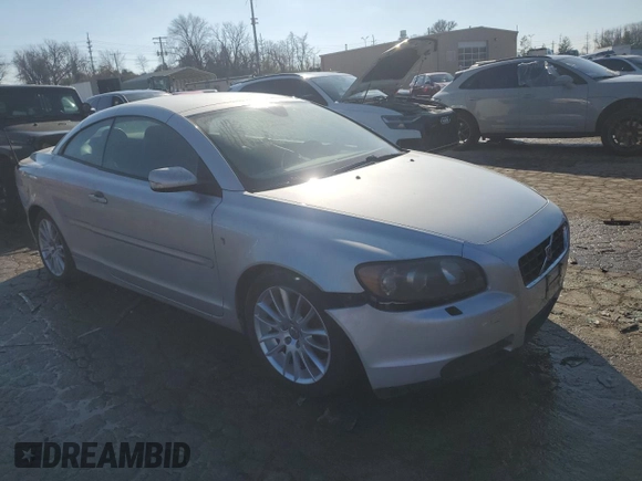 2007 Volvo C70 with VIN YV1MC68217J014411, listed as a Copart auction lot 83255234 with 115,948 mi miles and Clean Title. Bid and sale history available at carsss.com. Image 4.