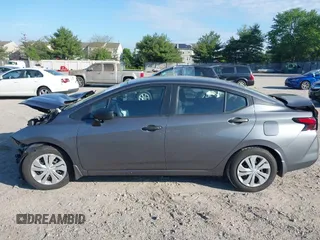 2020 Nissan Versa S z VIN 3N1CN8DV1LL834727, wystawiony jako IAAI lot #42210192 z przebiegiem 83 630 mil mil oraz . Historia ofert i sprzedaży dostępna na DreamBid. Obrazek 15.