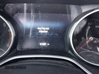 2019 Jeep Compass Altitude с VIN 3C4NJDBB7KT641452, выставлен на аукционе IAAI как лот 41327000 с пробегом 81 487 миль миль и . История ставок и продаж доступна на DreamBid. Изображение 15.