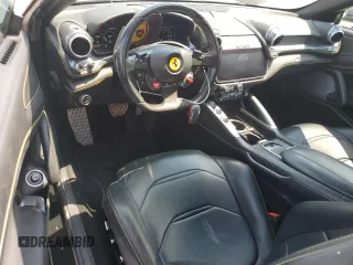 2020 Ferrari GTC4Lusso с VIN ZFF82WNA0L0253343, выставлен на аукционе Copart как лот 57823135 с пробегом 20 721 миль миль и Списание • Salvage title. История ставок и продаж доступна на DreamBid. Изображение 8.