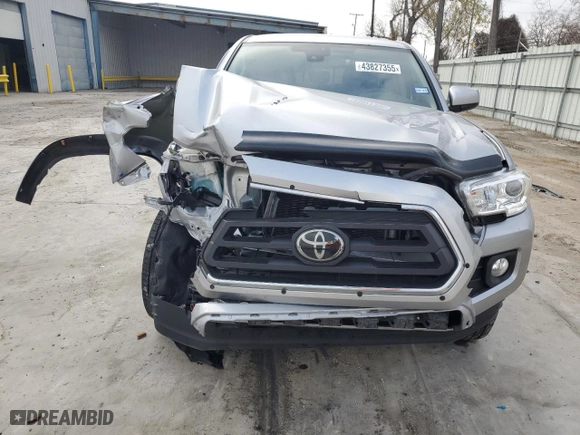 2021 Toyota Tacoma 2WD SR5 with VIN 5TFAZ5CN9MX113442, listed as a Copart auction lot 43827355 with 60,462 mi miles and Clean Title. Bid and sale history available at carsss.com. Image 5.