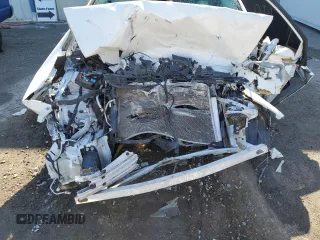 2021 Toyota Prius LE z VIN JTDL9MFU9M3022975, wystawiony jako Copart lot #53810615 z przebiegiem Nie podano mil oraz Nie do naprawy • Non repairable. Historia ofert i sprzedaży dostępna na DreamBid. Obrazek 12.