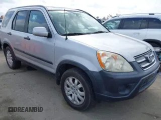 2005 Honda CR-V EX with VIN JHLRD78815C011936, listed as a IAAI auction lot 41935055 with 151,551 mi miles. Bid and sale history available at carsss.com. Image 1.
