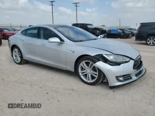 2014 Tesla Model S 60 with VIN 5YJSA1H10EFP38270, listed as a Copart auction lot 53893605 with 170,814 mi miles and Clean Title. Bid and sale history available at DreamBid. Image 4.