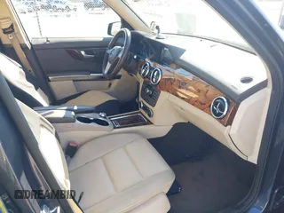 2013 Mercedes-Benz GLK 350 with VIN WDCGG5HB0DF965631, listed as a IAAI auction lot 41318491 with 128,975 mi miles and . Bid and sale history available at DreamBid. Image 5.