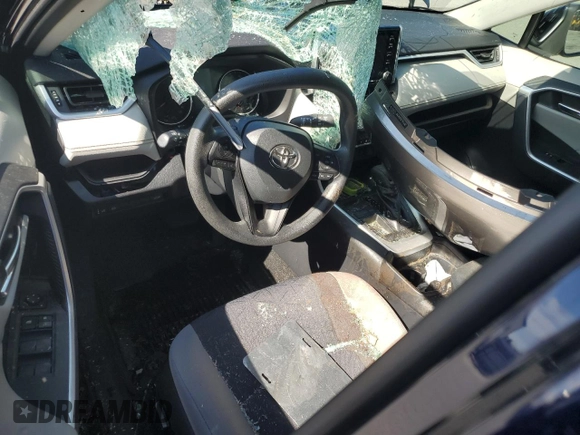 2019 Toyota RAV4 XLE with VIN 2T3W1RFV7KW029959, listed as a Copart auction lot 61825405 with 36,180 mi miles and Salvage title. Bid and sale history available at DreamBid. Image 8.