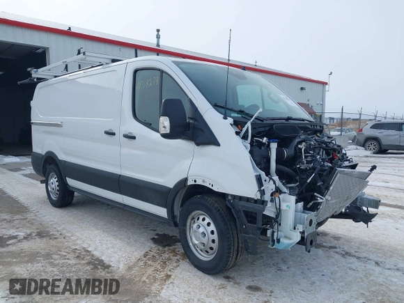 2024 Ford Transit Cargo with VIN 1FTBR2Y80RKB39440, listed as a IAAI auction lot 41518278 with 1,111 mi miles and . Bid and sale history available at DreamBid. Image 1.
