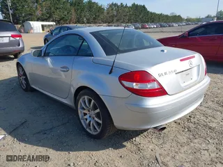 2007 Mercedes-Benz SLK-Class 3.5L with VIN WDBWK56FX7F142388, listed as a IAAI auction lot 42076577 with 77,856 mi miles. Bid and sale history available at carsss.com. Image 3.