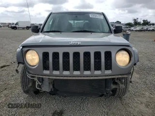 2011 Jeep Patriot Sport with VIN 1J4NT1GA8BD267071, listed as a Copart auction lot 53880235 with 105,781 mi miles and Salvage Title. Bid and sale history available at carsss.com. Image 5.