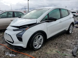 2022 Chevrolet Bolt EV 1LT with VIN 1G1FW6S01N4114977, listed as a Copart auction lot 72874832 with 9,921 mi miles. Bid and sale history available at carsss.com. Image 1.