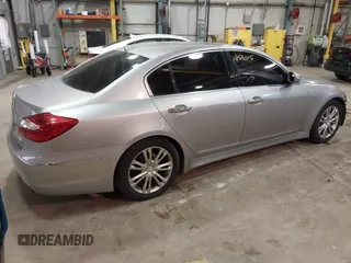 2013 Hyundai Genesis 3.8L with VIN KMHGC4DD5DU250581, listed as a IAAI auction lot 41531115 with 1 mi miles. Bid and sale history available at carsss.com. Image 4.