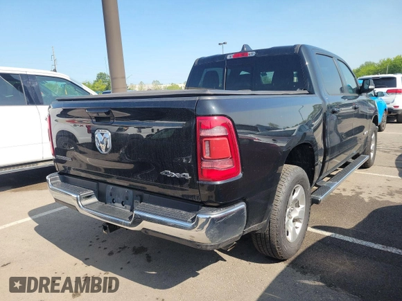 2022 Ram 1500 Big Horn z VIN 1C6RRFFG3NN179043, wystawiony jako IAAI lot #42566379 z przebiegiem 90 922 mil mil oraz . Historia ofert i sprzedaży dostępna na DreamBid. Obrazek 29.