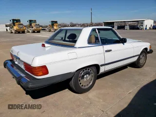 1987 Mercedes-Benz 560 SL with VIN WDBBA48D8HA068748, listed as a Copart auction lot 46874285 with 58,817 mi miles and Clean Title. Bid and sale history available at DreamBid. Image 3.