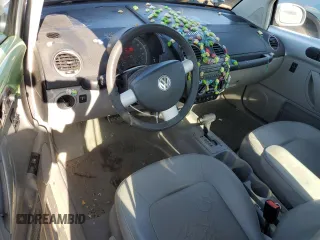 2007 Volkswagen New Beetle Coupe with VIN 3VWRG31C97M518173, listed as a Copart auction lot 70189864 with 148,908 mi miles and Salvage Title. Bid and sale history available at carsss.com. Image 8.