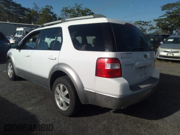 2007 Ford Freestyle SEL with VIN 1FMDK05107GA00011, listed as a IAAI auction lot 39013586 with 110,056 mi miles and . Bid and sale history available at DreamBid. Image 3.