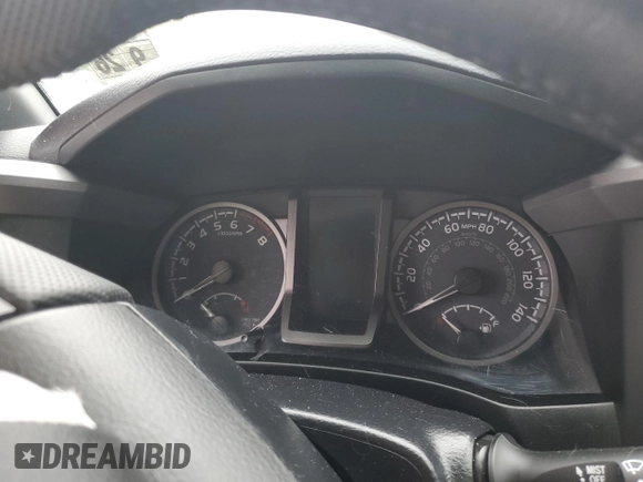 2021 Toyota Tacoma SR z VIN 3TYCZ5ANXMT050566, wystawiony jako Copart lot #57315615 z przebiegiem Nie podano mil oraz Szkoda całkowita • Salvage title. Historia ofert i sprzedaży dostępna na DreamBid. Obrazek 9.