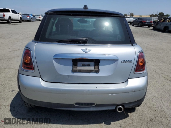 2008 MINI Hardtop with VIN WMWMF33528TT60211, listed as a Copart auction lot 55355705 with 112,027 mi miles and Clean Title. Bid and sale history available at DreamBid. Image 6.