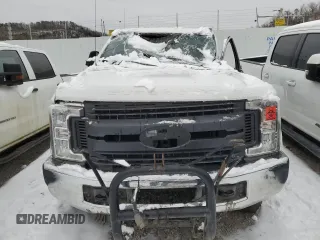 2017 Ford Super Duty F-250 SRW XLT with VIN 1FTBF2B67HEE34807, listed as a Copart auction lot 37773064 with Not Provided miles and Salvage Title. Bid and sale history available at carsss.com. Image 5.
