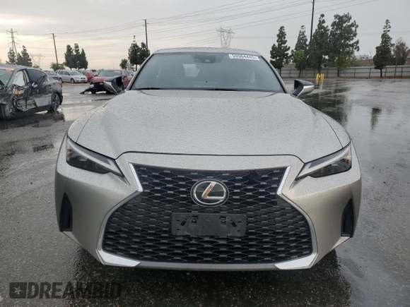 2021 Lexus IS 300 z VIN JTHA81F20M5043546, wystawiony jako Copart lot #59564445 z przebiegiem 60 471 mil mil oraz Szkoda całkowita • Salvage title. Historia ofert i sprzedaży dostępna na DreamBid. Obrazek 5.