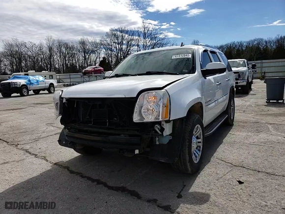 2007 GMC Yukon Denali with VIN 1GKFK63867J167187, listed as a Copart auction lot 47310045 with 220,222 mi miles and Salvage Title. Bid and sale history available at carsss.com. Image 12.