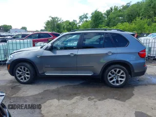 2012 BMW X5 35i z VIN 5UXZV4C50CL989684, wystawiony jako IAAI lot #42284840 z przebiegiem 134 056 mil mil oraz . Historia ofert i sprzedaży dostępna na DreamBid. Obrazek 14.