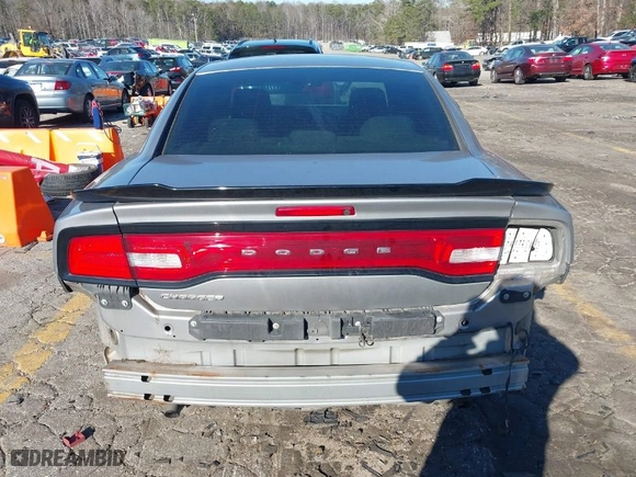 2014 Dodge Charger SE with VIN 2C3CDXBG8EH192960, listed as a IAAI auction lot 41231127 with 184,647 mi miles. Bid and sale history available at carsss.com. Image 16.
