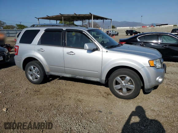 2010 Ford Escape Limited z VIN 1FMCU0E70AKA35582, wystawiony jako Copart lot #54176865 z przebiegiem Nie podano mil oraz Czysty tytuł • Clean title. Historia ofert i sprzedaży dostępna na DreamBid. Obrazek 4.