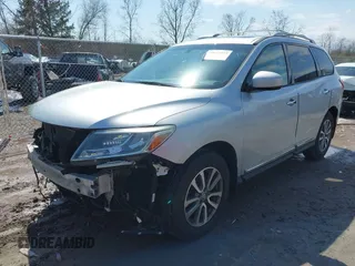 2014 Nissan Pathfinder S with VIN 5N1AR2MM3EC613959, listed as a IAAI auction lot 41966935 with 121,521 mi miles and . Bid and sale history available at DreamBid. Image 18.