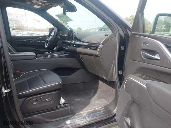 2024 Cadillac Escalade 4WD Sport with VIN 1GYS4EKL7RR230350, listed as a IAAI auction lot 41775962 with 28,540 mi miles. Bid and sale history available at carsss.com. Image 5.