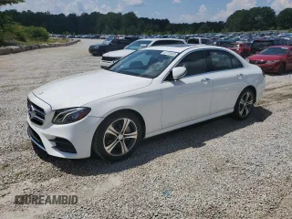 2017 Mercedes-Benz E 300 Luxury with VIN WDDZF4JB0HA108983, listed as a Copart auction lot 62722635 with 89,526 mi miles and Clean title. Bid and sale history available at DreamBid. Image 1.
