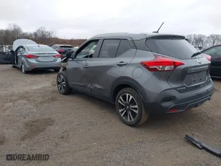 2020 Nissan Kicks SV with VIN 3N1CP5CV7LL525824, listed as a IAAI auction lot 41704814 with 79,647 mi miles. Bid and sale history available at carsss.com. Image 3.
