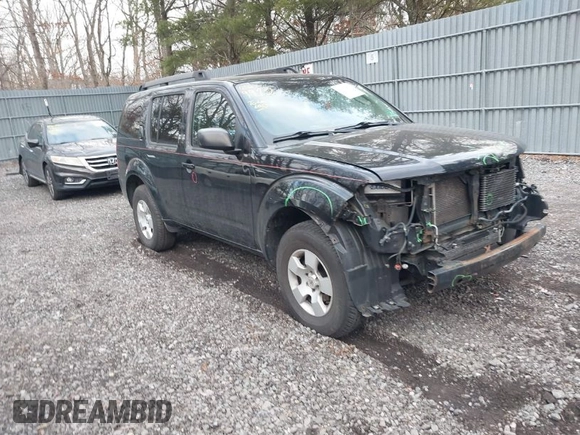 2010 Nissan Pathfinder SE z VIN 5N1AR1NB9AC626541, wystawiony jako IAAI lot #41674872 z przebiegiem 187 694 mil mil oraz . Historia ofert i sprzedaży dostępna na DreamBid. Obrazek 1.