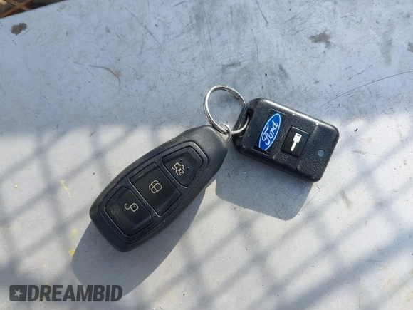 2014 Ford Fiesta Titanium z VIN 3FADP4FJXEM127644, wystawiony jako IAAI lot #41555040 z przebiegiem 107 046 mil mil oraz . Historia ofert i sprzedaży dostępna na DreamBid. Obrazek 11.